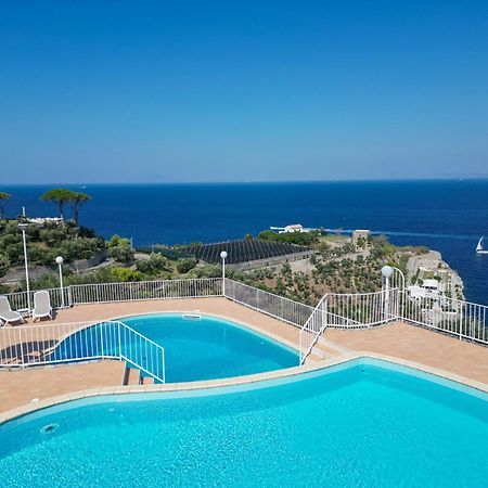 Villaggio Villa Lubrense Massa Lubrense Kültér fotó